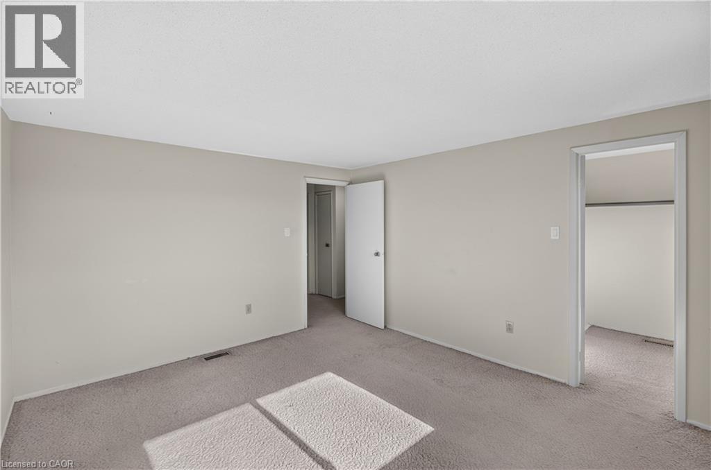 1556 Lancaster Drive Unit# 74, Oakville, Ontario  L6H 2Z4 - Photo 24 - 40871049