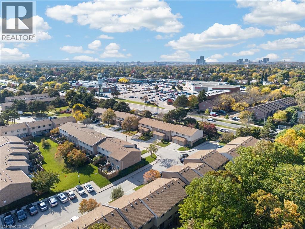 1556 Lancaster Drive Unit# 74, Oakville, Ontario  L6H 2Z4 - Photo 43 - 40871049