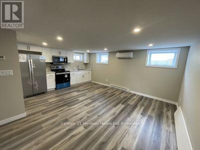 8-10 Bay Street, Woodstock, Ontario  N4S 3K5 - Photo 2 - X14080610