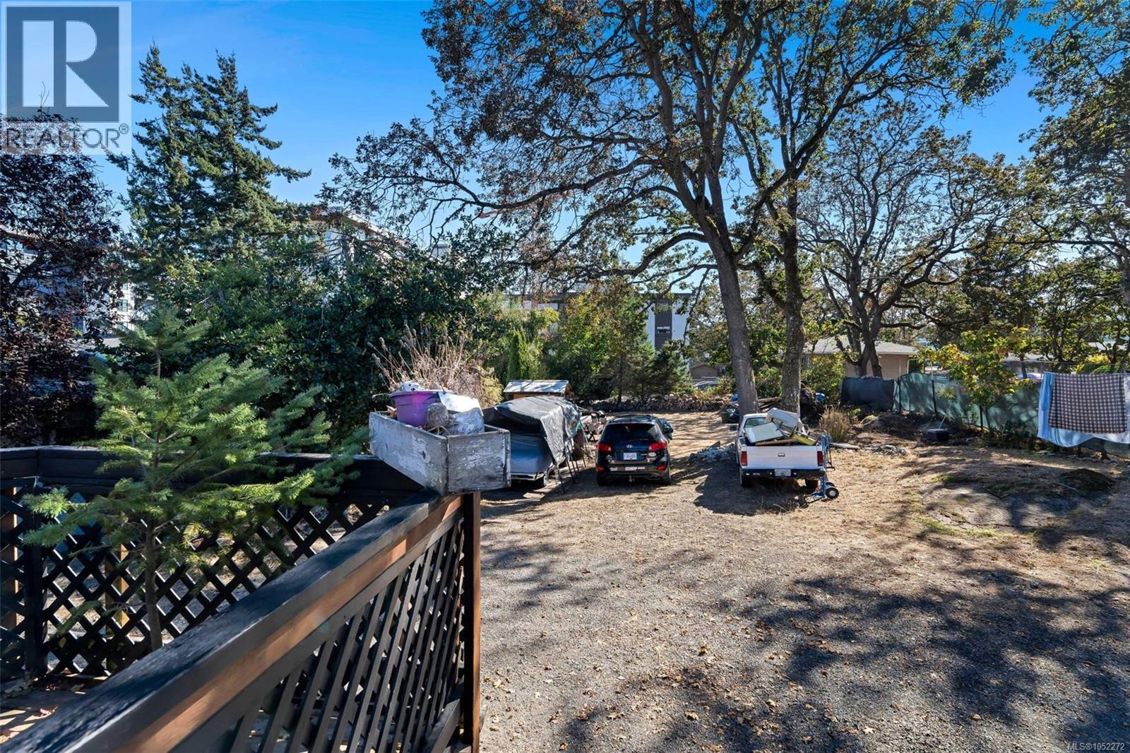847 Old Esquimalt Rd