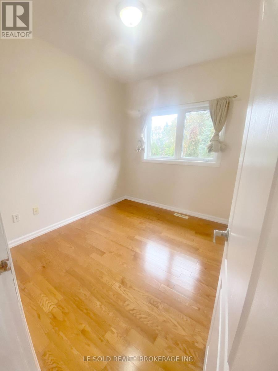 Upper - 50 Dickson Hill Road, Markham, Ontario  L3P 3J3 - Photo 21 - N14030786