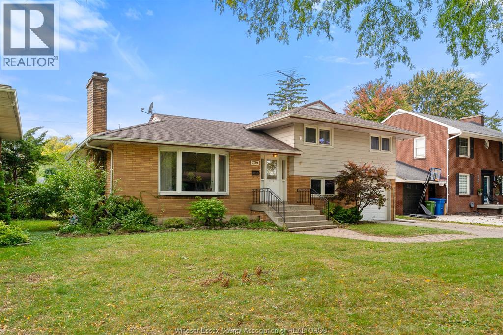 2759 Rockwell Boulevard, Windsor, Ontario  N9E 2A2 - Photo 2 - 26025347