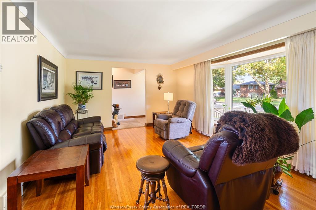 2759 Rockwell Boulevard, Windsor, Ontario  N9E 2A2 - Photo 9 - 26025347