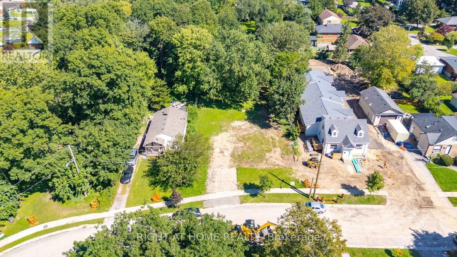 36 Wethered Street, London East, Ontario  N5Y 1G9 - Photo 12 - X14033056
