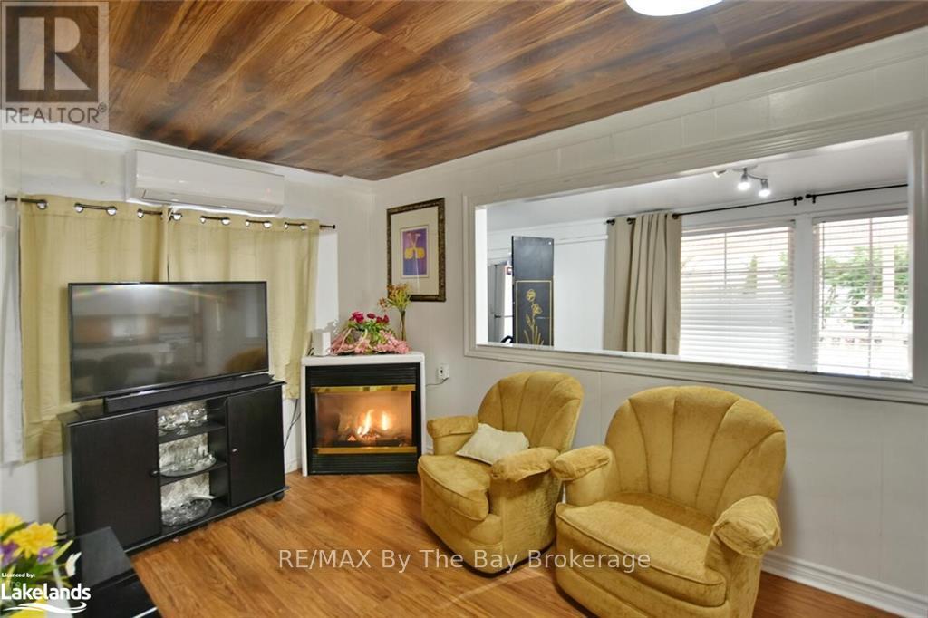 646 River Road E, Wasaga Beach, Ontario  L9Z 2M3 - Photo 13 - S14080246