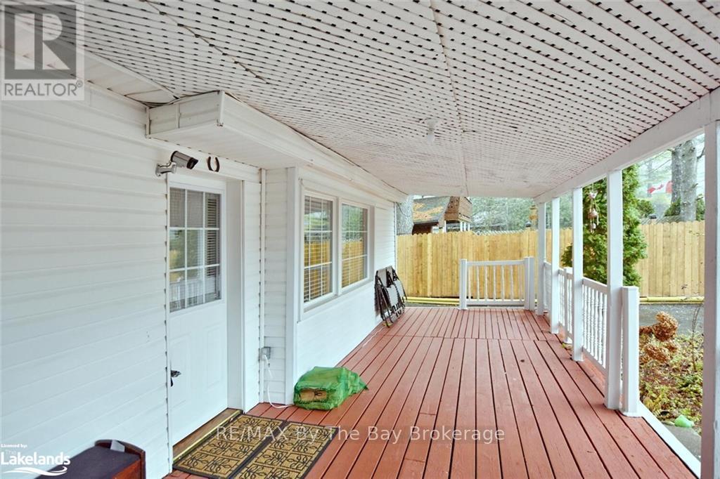 646 River Road E, Wasaga Beach, Ontario  L9Z 2M3 - Photo 4 - S14080246