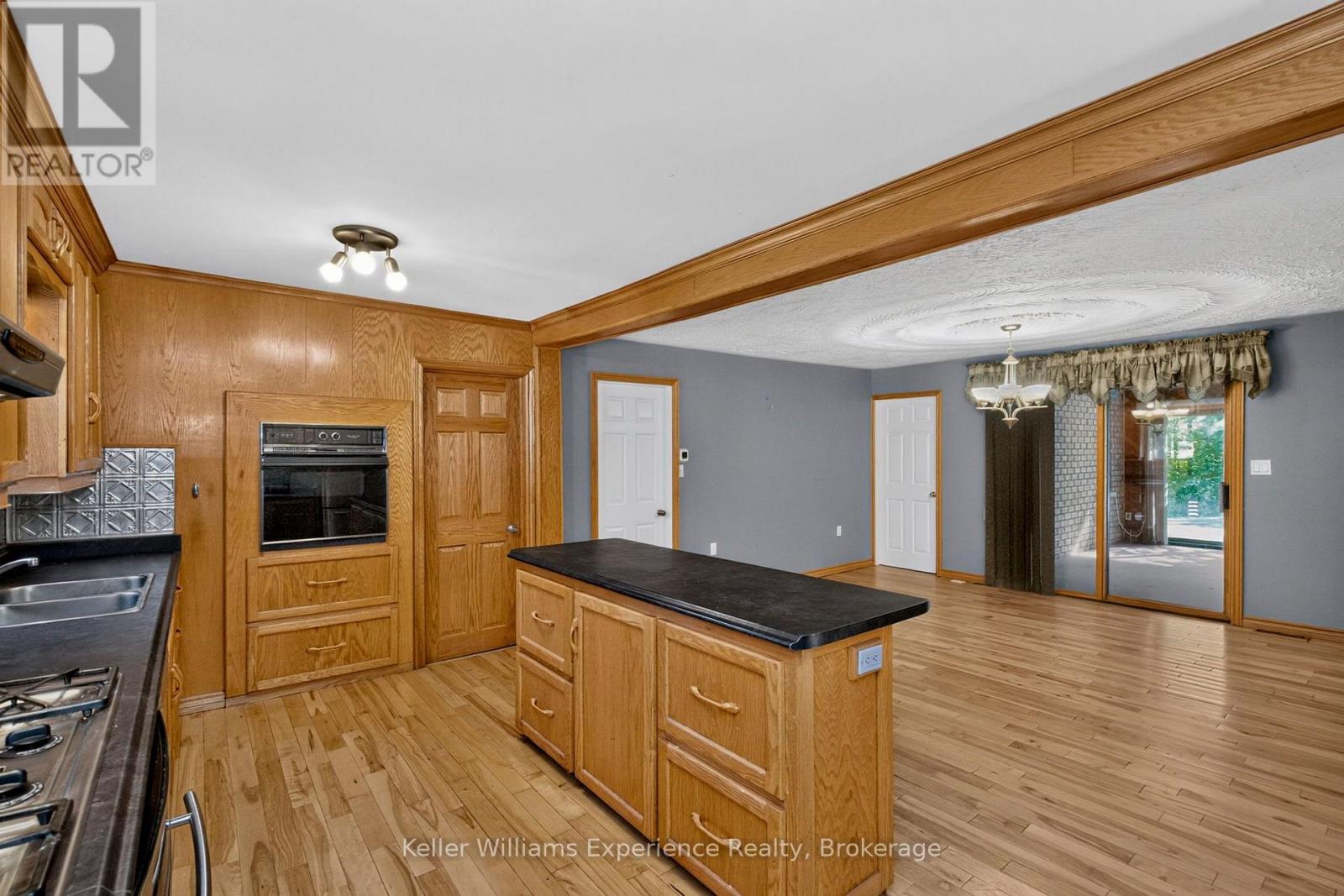 900 Champlain Road, Tiny, Ontario  L9M 0E3 - Photo 31 - S14080300