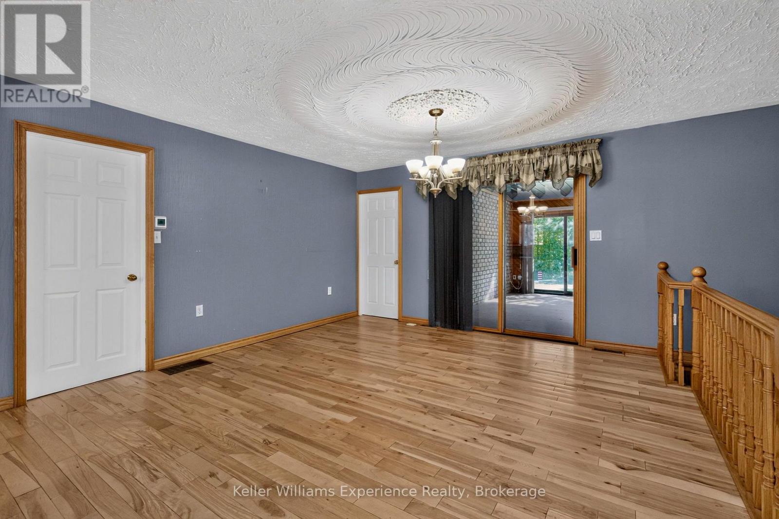 900 Champlain Road, Tiny, Ontario  L9M 0E3 - Photo 33 - S14080300