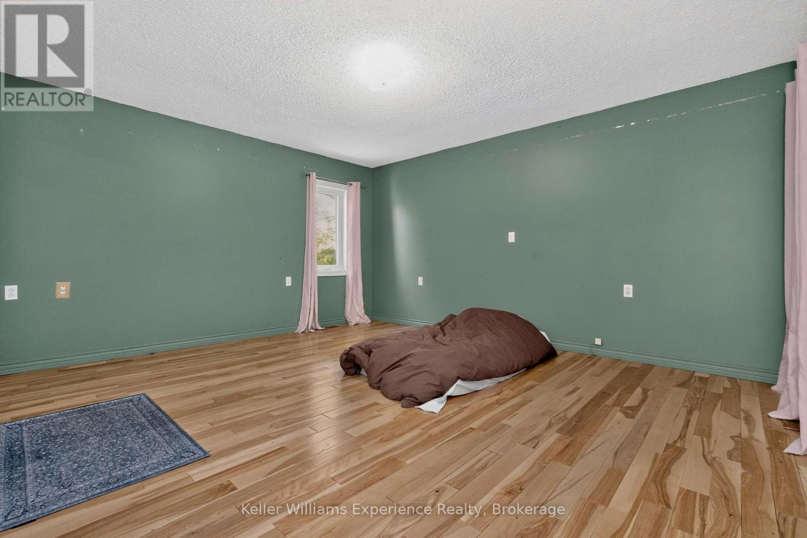 900 Champlain Road, Tiny, Ontario  L9M 0E3 - Photo 40 - S14080300