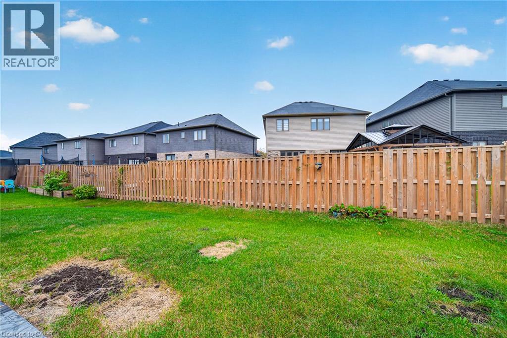 33 Bellhouse Avenue, Brantford, Ontario  N3T 0T7 - Photo 26 - 40871364
