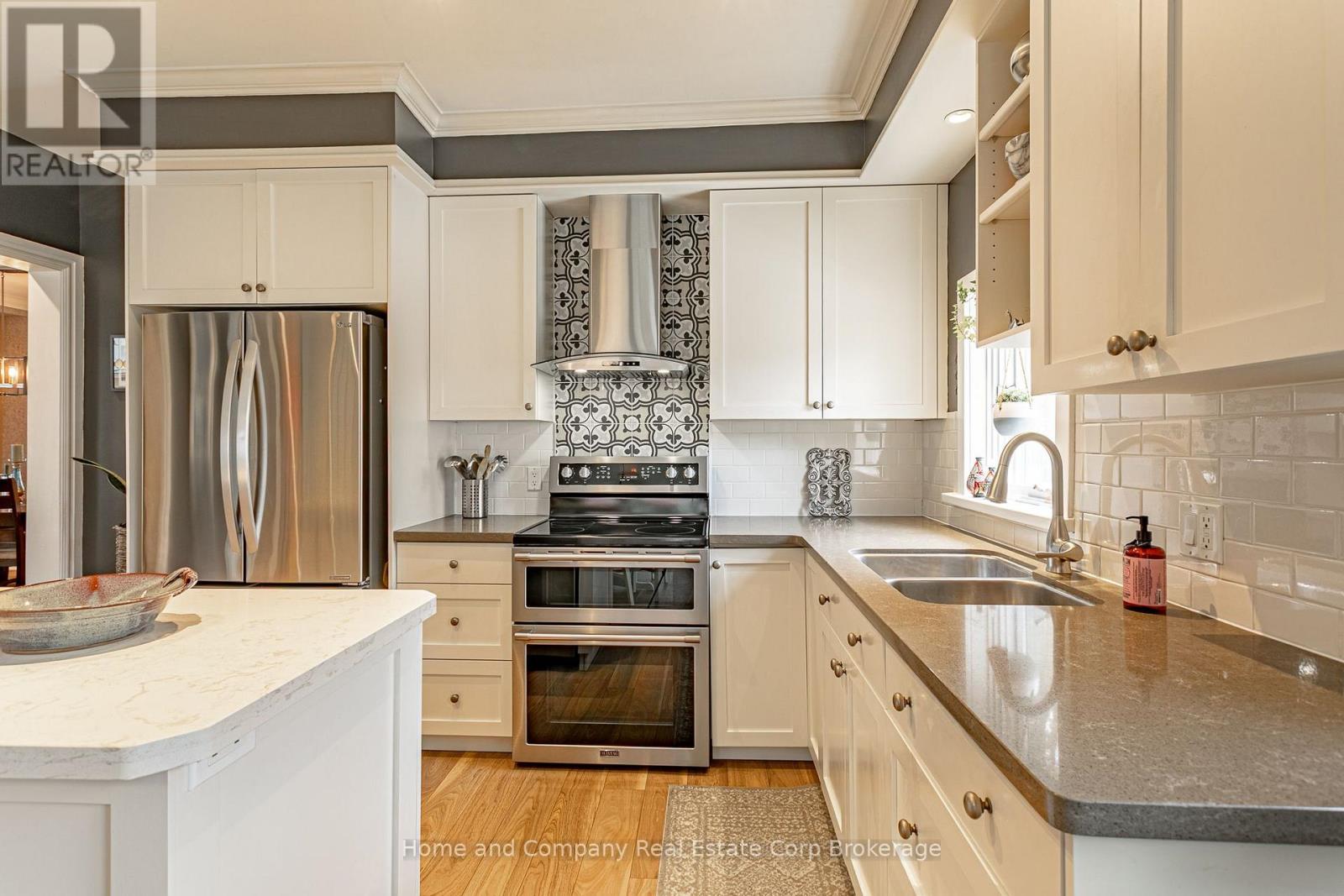 35 Front Street, Stratford, Ontario  N5A 4G6 - Photo 13 - X14080528