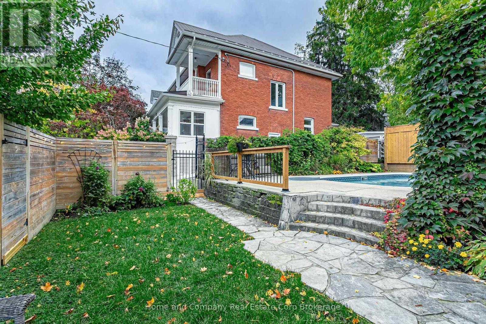 35 Front Street, Stratford, Ontario  N5A 4G6 - Photo 37 - X14080528