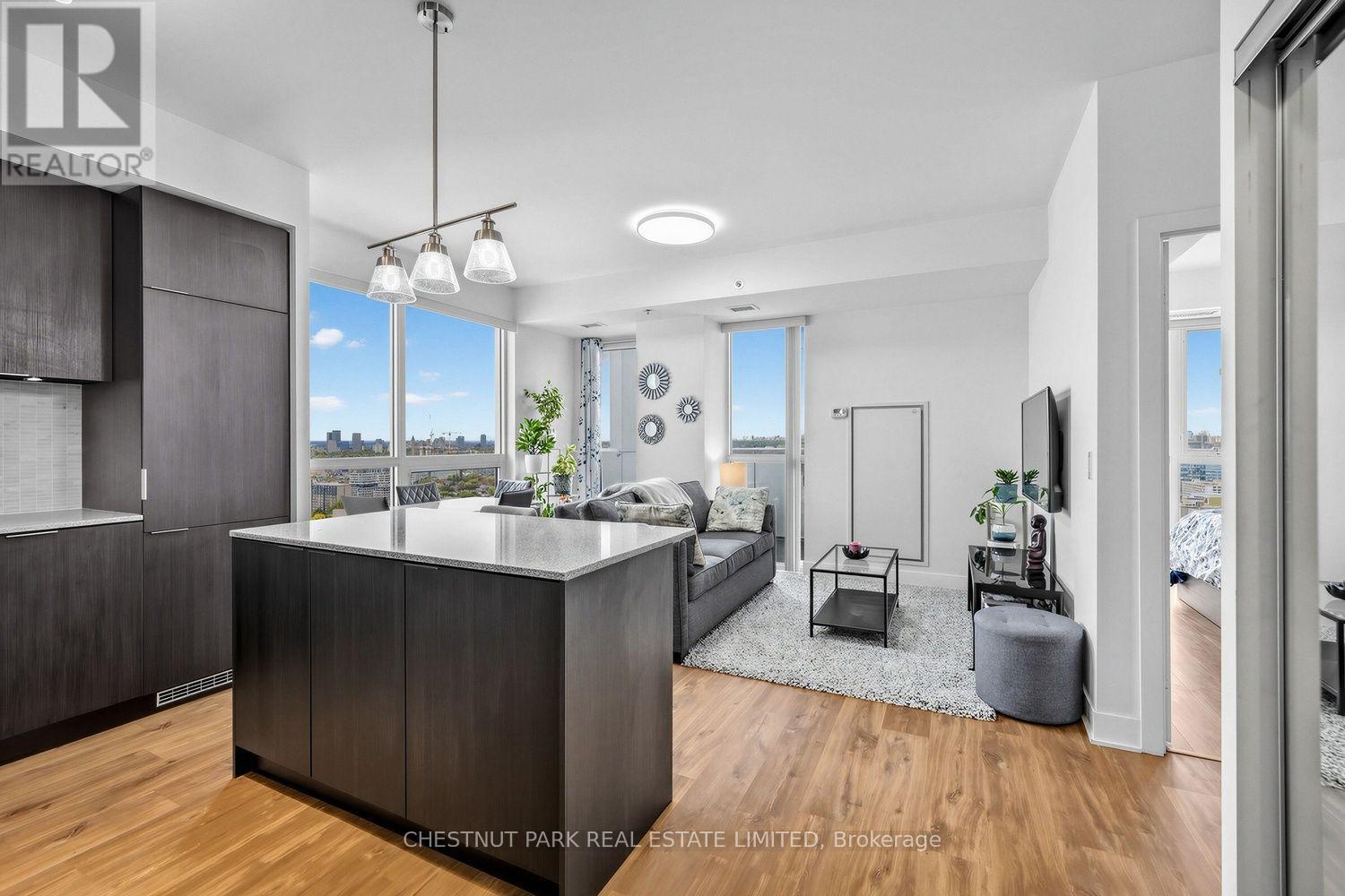 3001 - 318 Richmond Street W, Toronto, Ontario  M5V 0B4 - Photo 1 - C14080380
