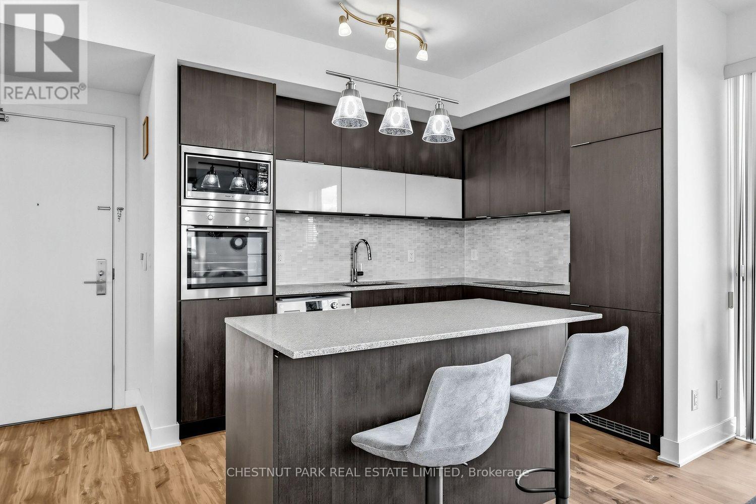 3001 - 318 Richmond Street W, Toronto, Ontario  M5V 0B4 - Photo 2 - C14080380