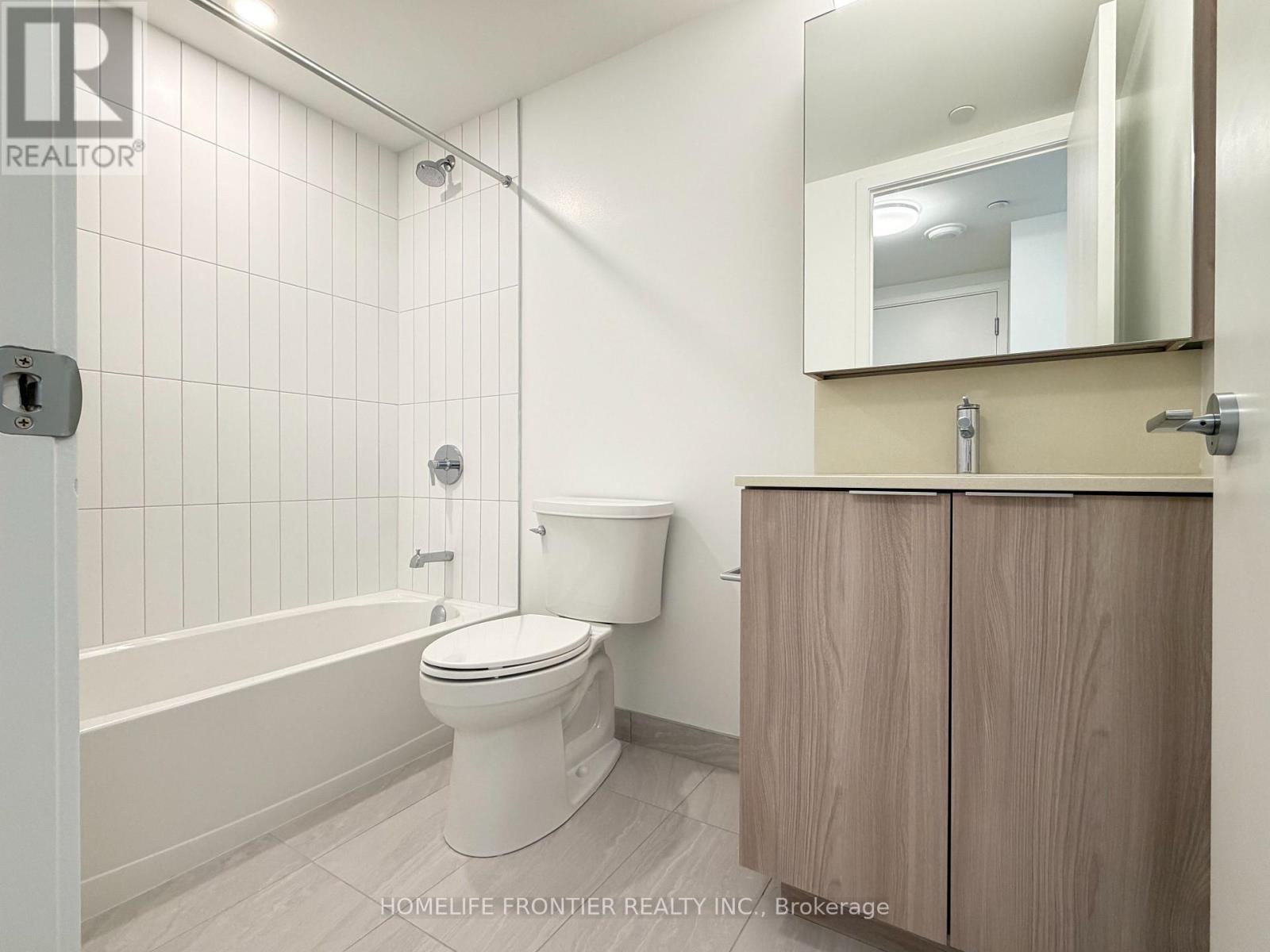 2208 - 15 David Salomon Drive, Toronto, Ontario  M3C 0T3 - Photo 11 - C14080478