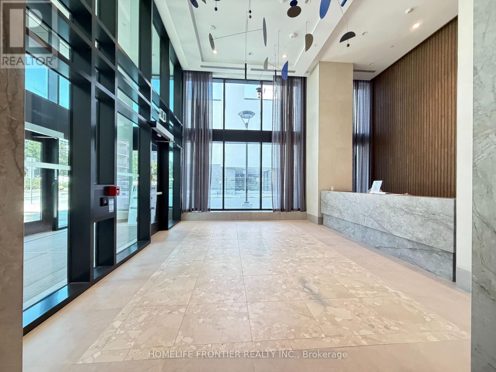 2208 - 15 David Salomon Drive, Toronto, Ontario  M3C 0T3 - Photo 3 - C14080478