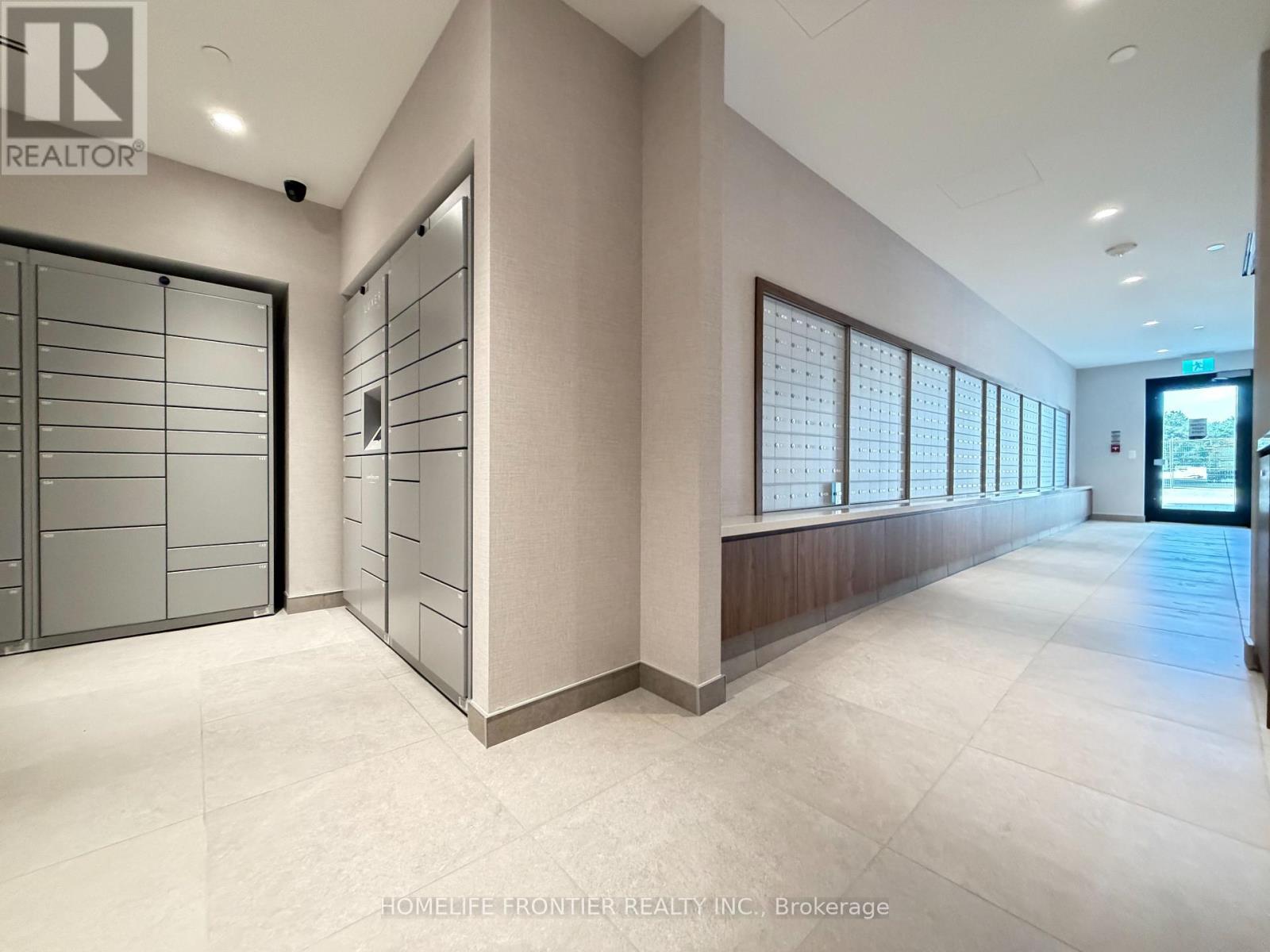 2208 - 15 David Salomon Drive, Toronto, Ontario  M3C 0T3 - Photo 5 - C14080478
