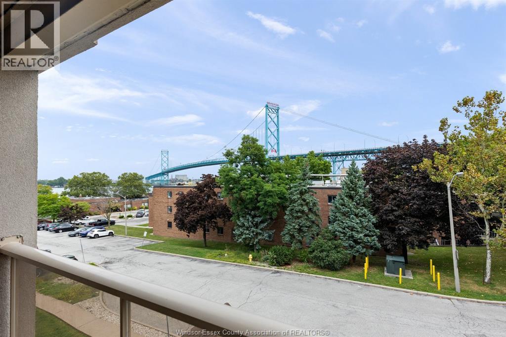 3000 Sandwich Street East Unit# 413, Windsor, Ontario  N9C 4G3 - Photo 7 - 26025348