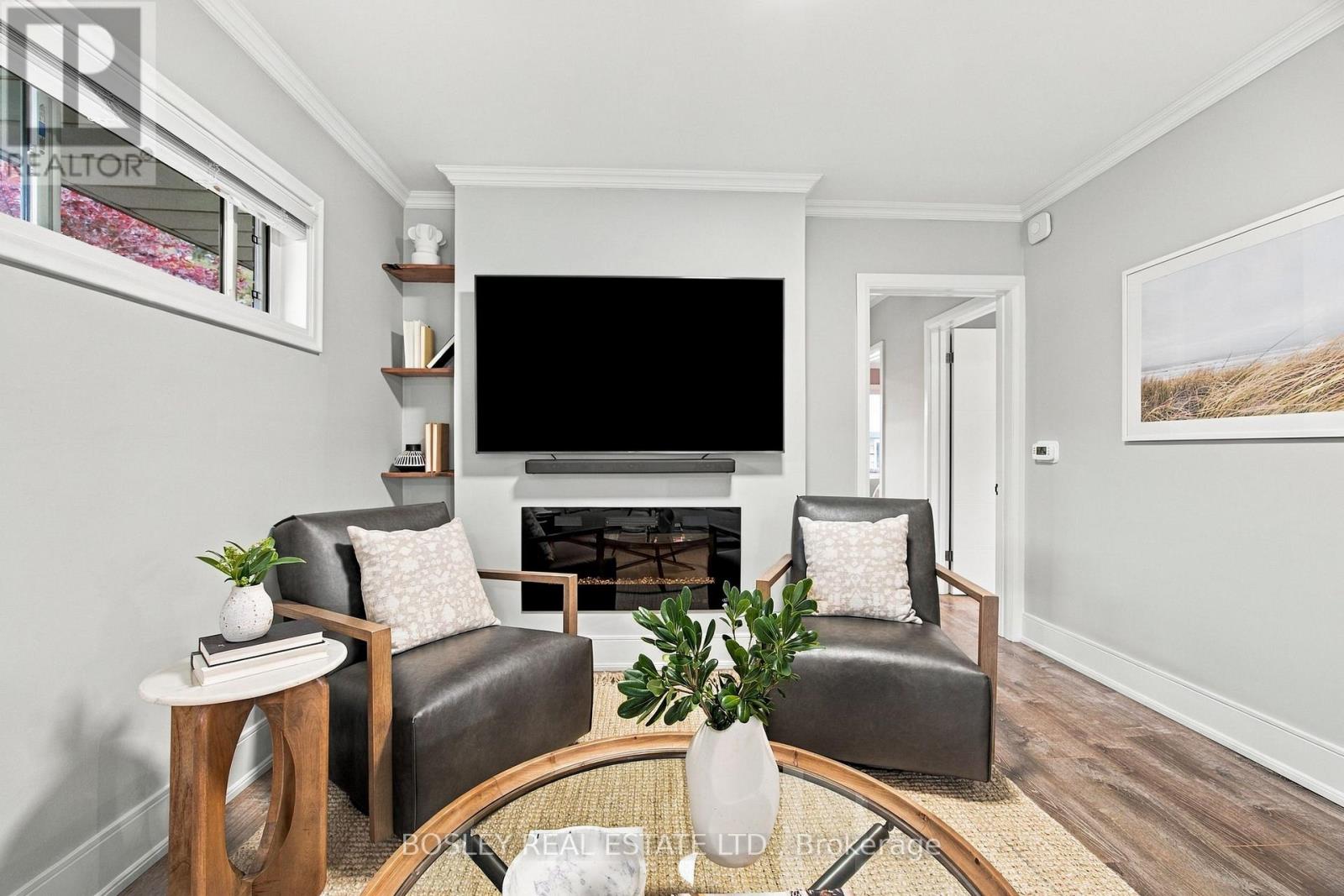 56 Christina Crescent, Toronto, Ontario  M1R 4H8 - Photo 7 - E14080490