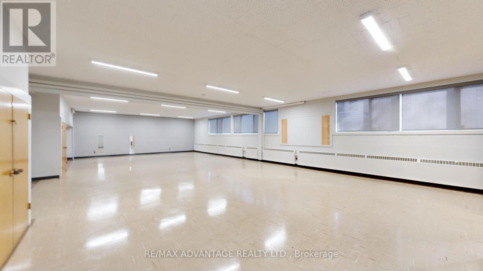 290 Ridout Street S, London South, Ontario  N6C 3Z1 - Photo 2 - X14080350