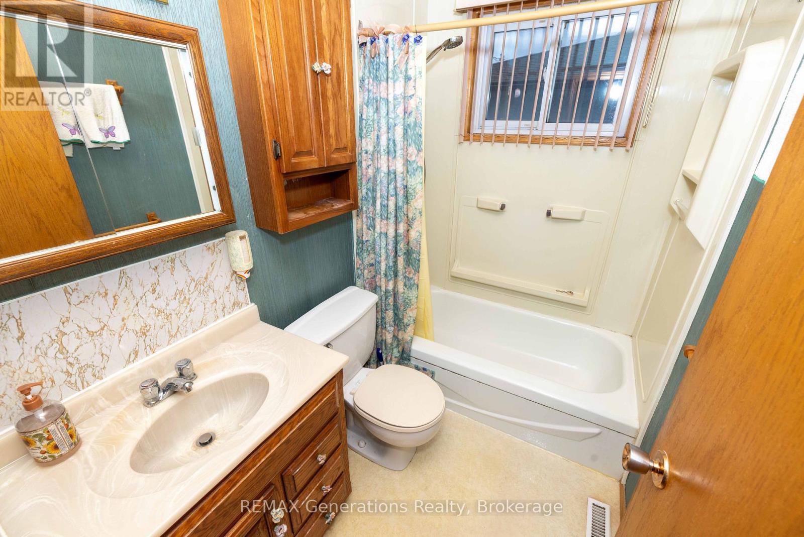 403 Churchill Drive W, Thunder Bay, Ontario  P7C 1V6 - Photo 13 - X14080496