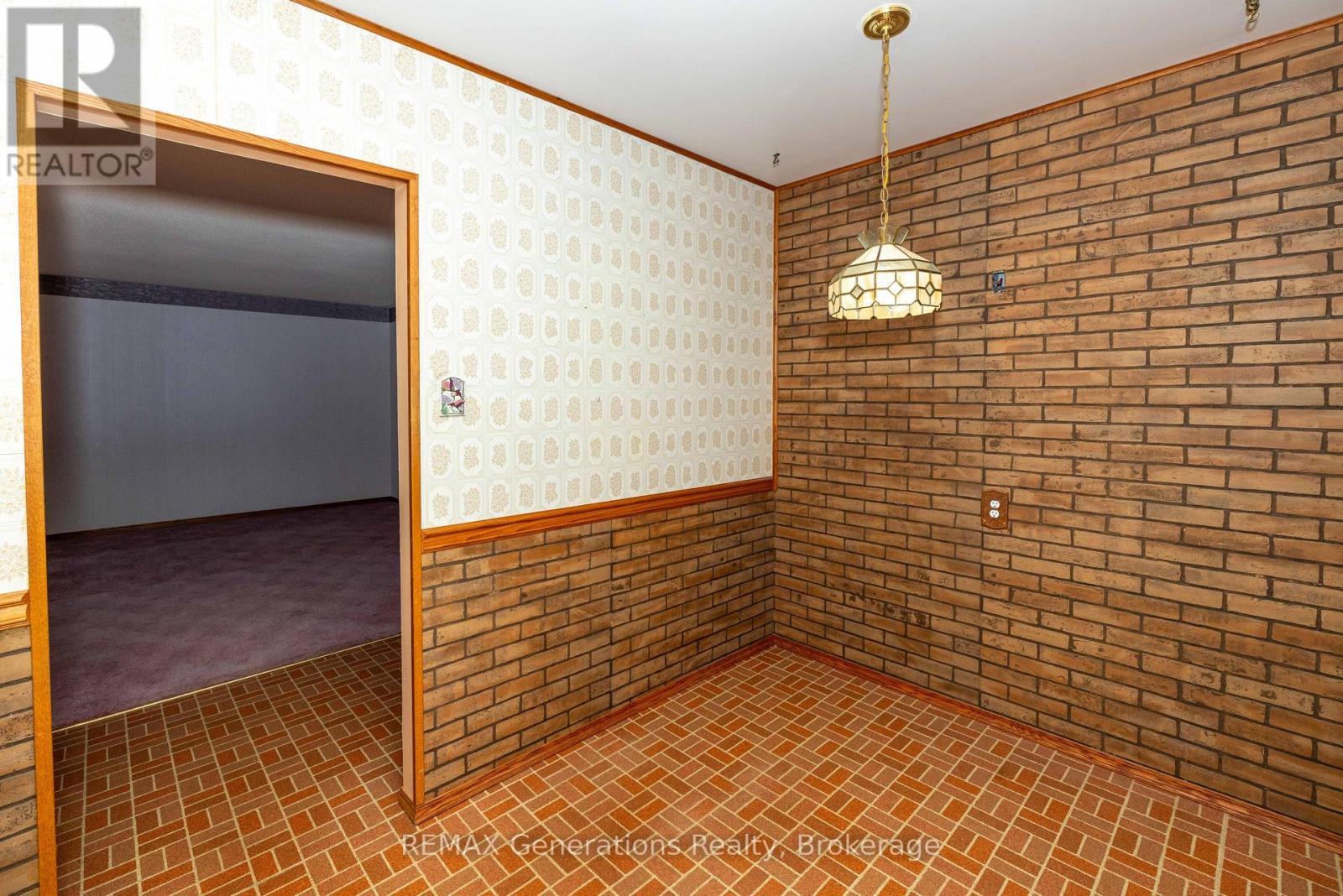 403 Churchill Drive W, Thunder Bay, Ontario  P7C 1V6 - Photo 4 - X14080496