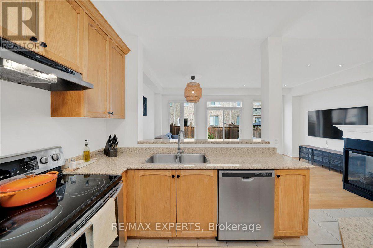 90 Selby Crescent, Bradford West Gwillimbury (Bradford), Ontario  L3Z 0V3 - Photo 12 - N14080442