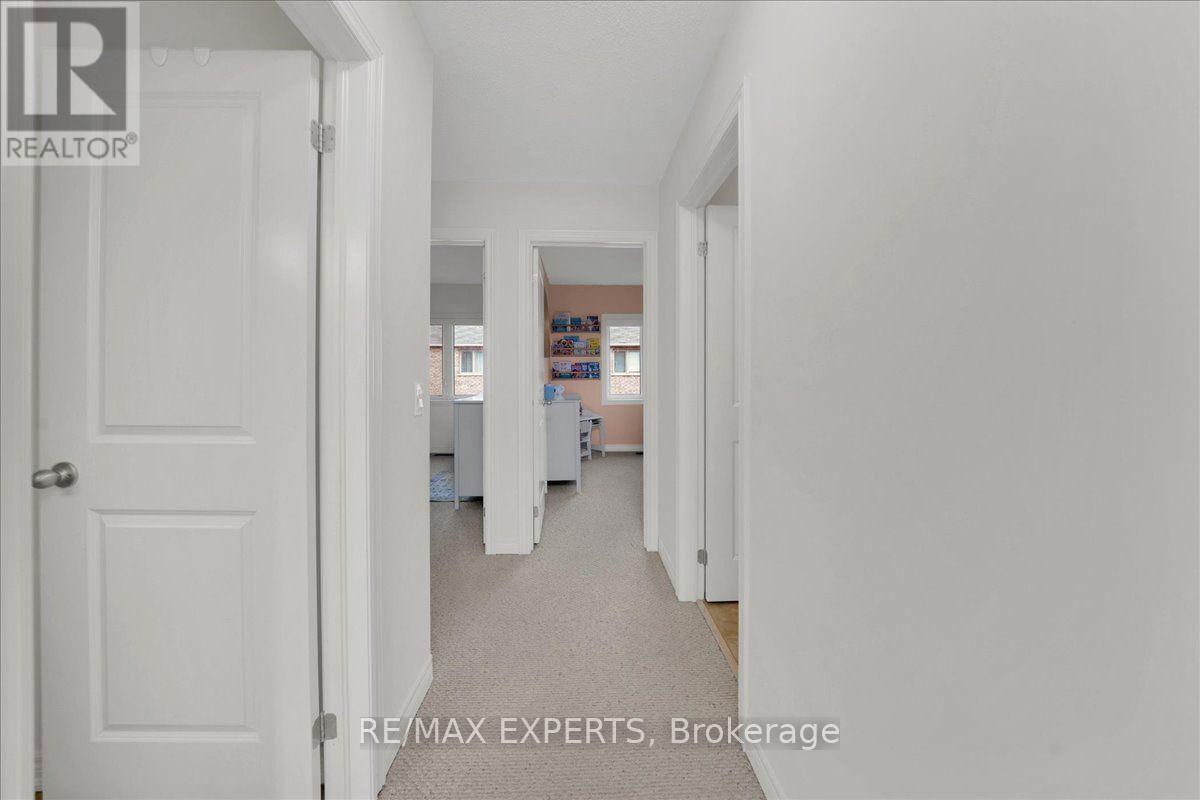 90 Selby Crescent, Bradford West Gwillimbury (Bradford), Ontario  L3Z 0V3 - Photo 28 - N14080442