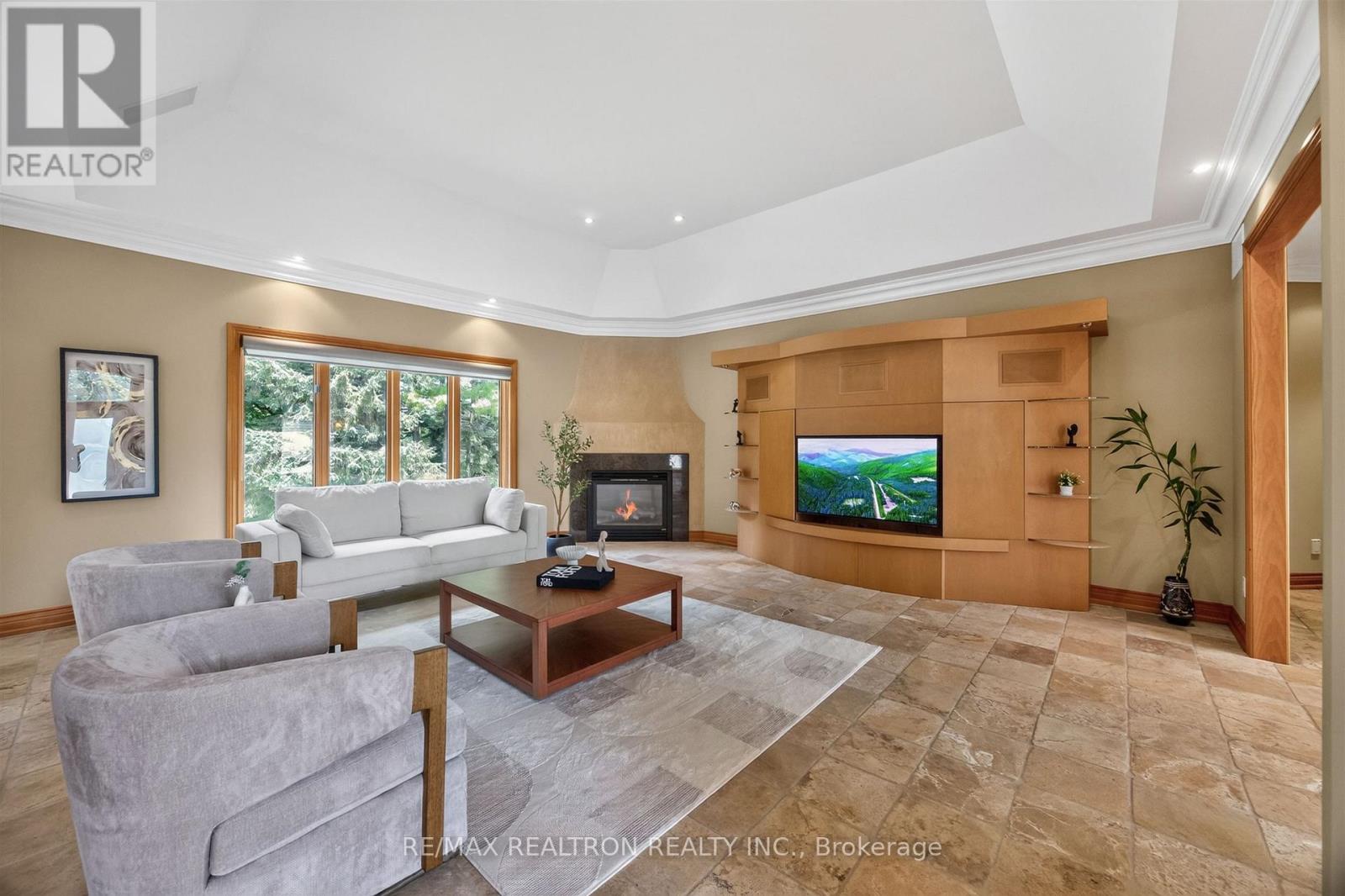 24 Maplehyrn Avenue, East Gwillimbury, Ontario  L0G 1V0 - Photo 16 - N14080514