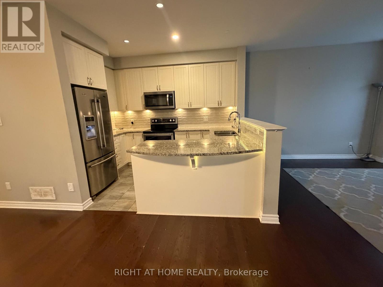 1071 Cobble Hill Drive, Ottawa, Ontario K2J 0R1 - Photo 4 - X14080280