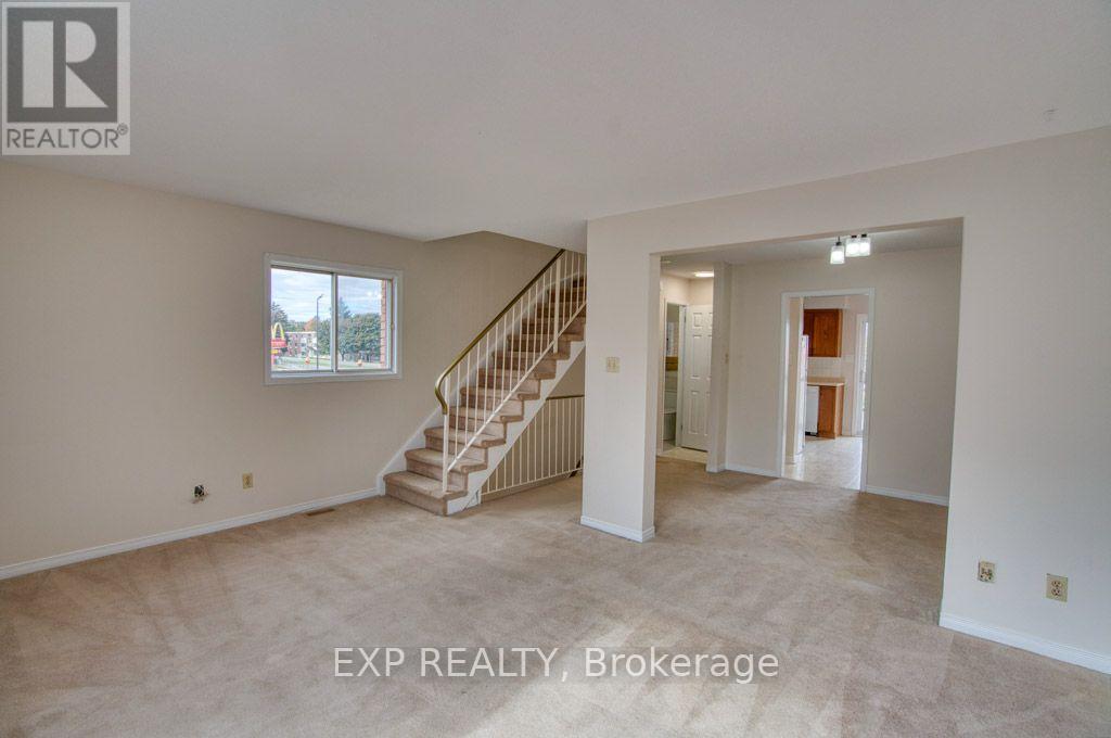 815 A Maitland Avenue, Ottawa, Ontario  K2A 2S2 - Photo 16 - X14080358