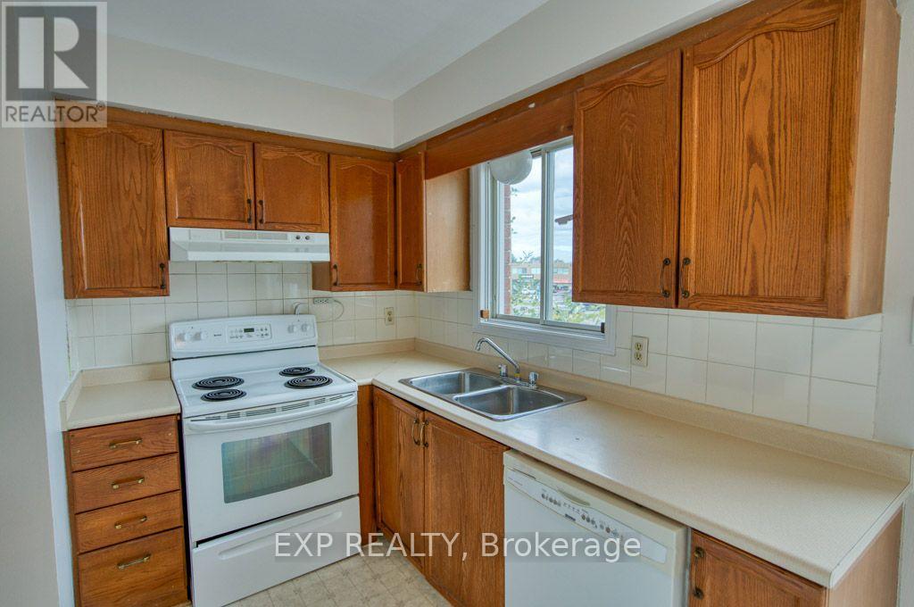 815 A Maitland Avenue, Ottawa, Ontario  K2A 2S2 - Photo 25 - X14080358