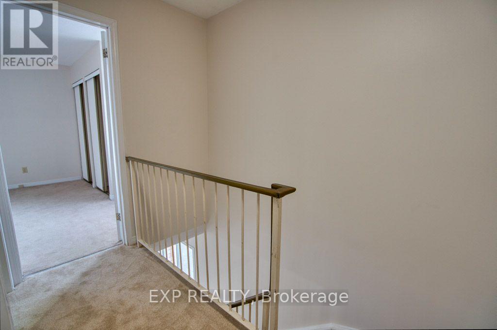 815 A Maitland Avenue, Ottawa, Ontario  K2A 2S2 - Photo 31 - X14080358