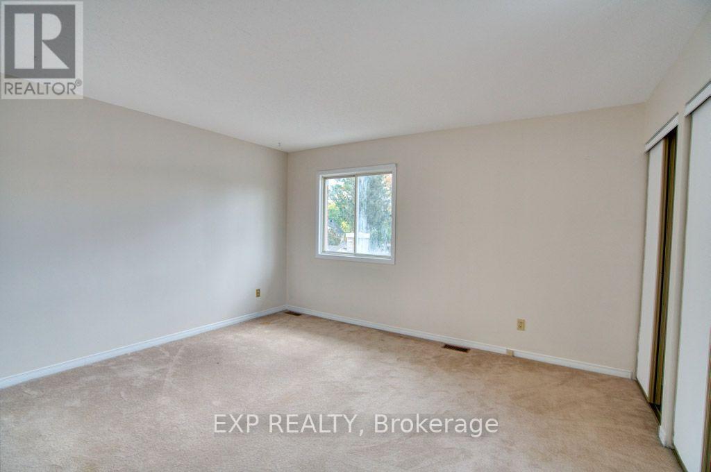815 A Maitland Avenue, Ottawa, Ontario  K2A 2S2 - Photo 32 - X14080358