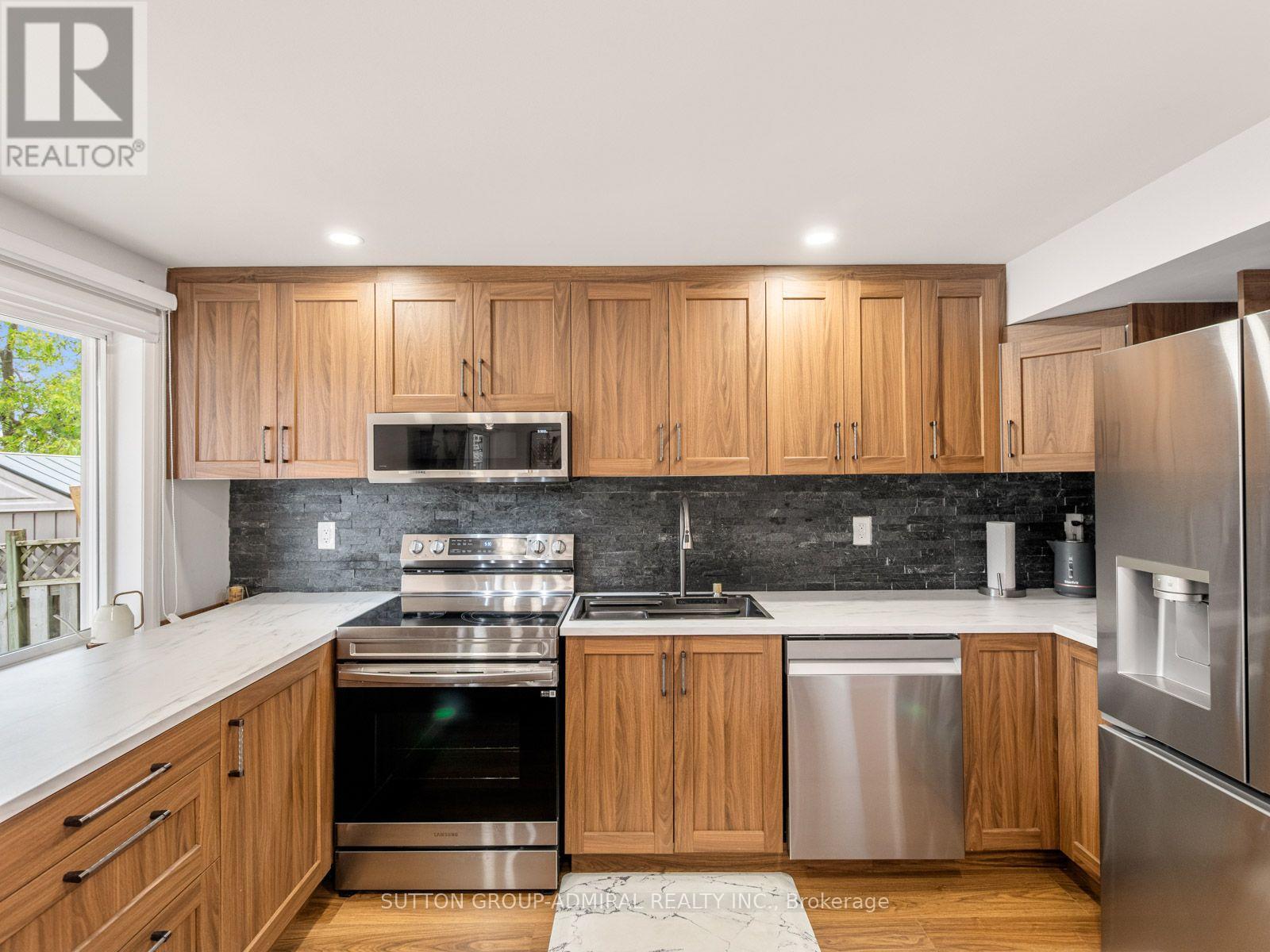 28 Harwood Drive, Barrie (Painswick North), Ontario L4N 7B9 - Photo 31 - S14080202