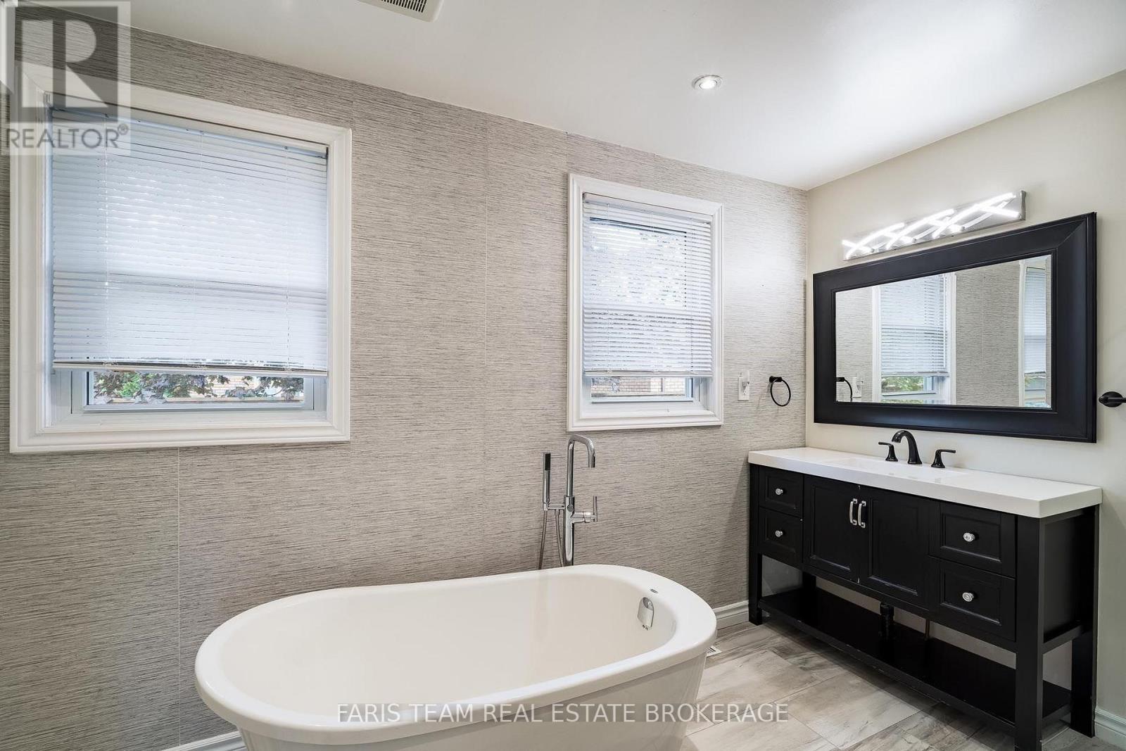 238 Mccrea Drive, Clearview, Ontario  L0M 1S0 - Photo 12 - S14080310