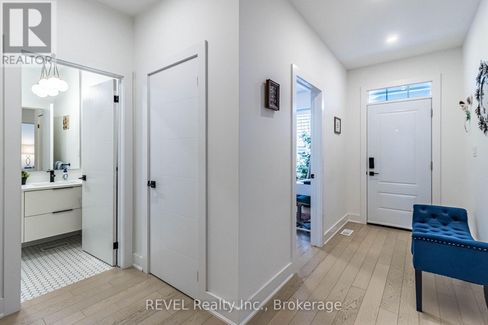 18 Princeton Common Street, St. Catharines, Ontario  L2N 0B7 - Photo 5 - X14080230