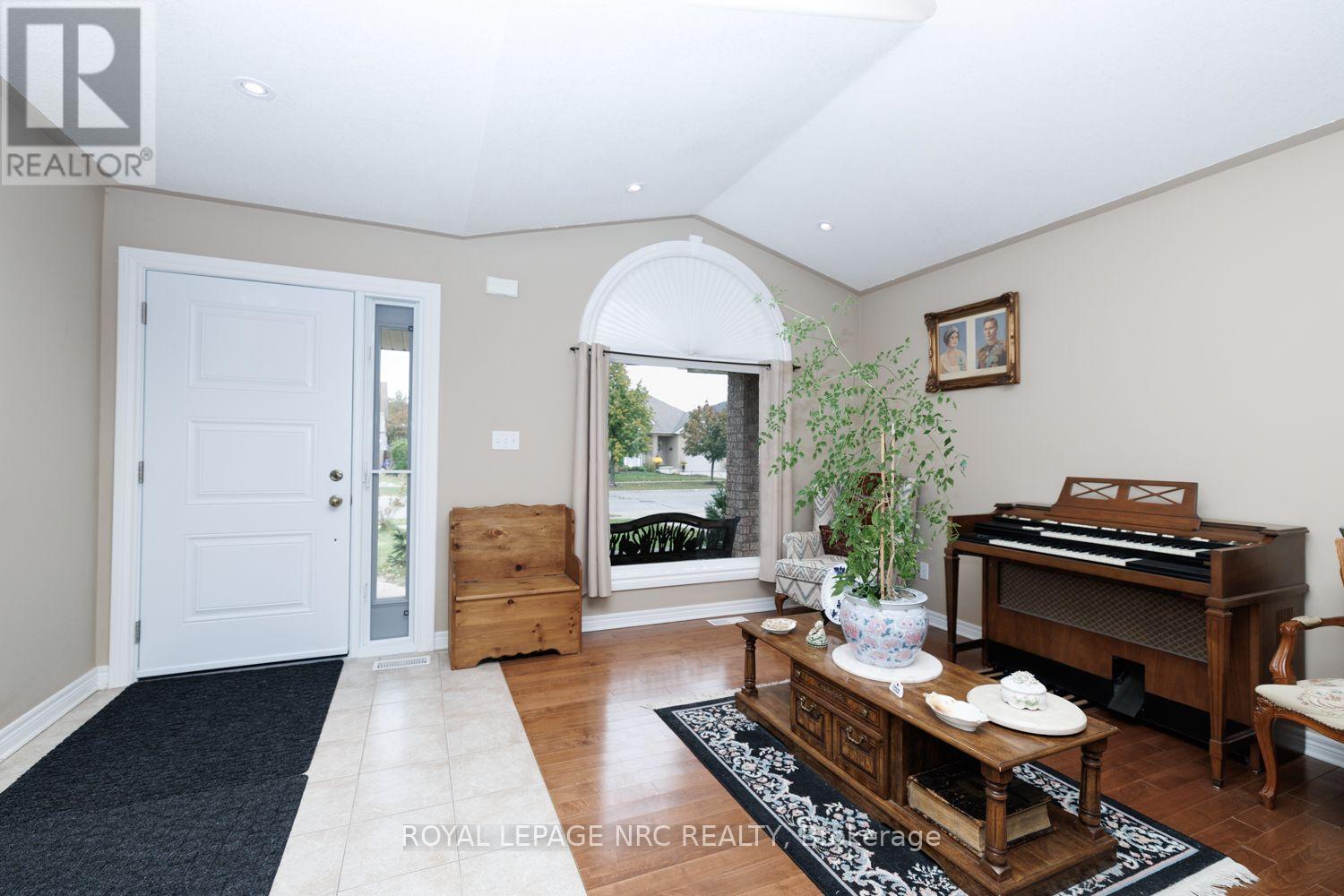 7109 Parkside Road, Niagara Falls, Ontario  L2H 3L6 - Photo 4 - X14080568