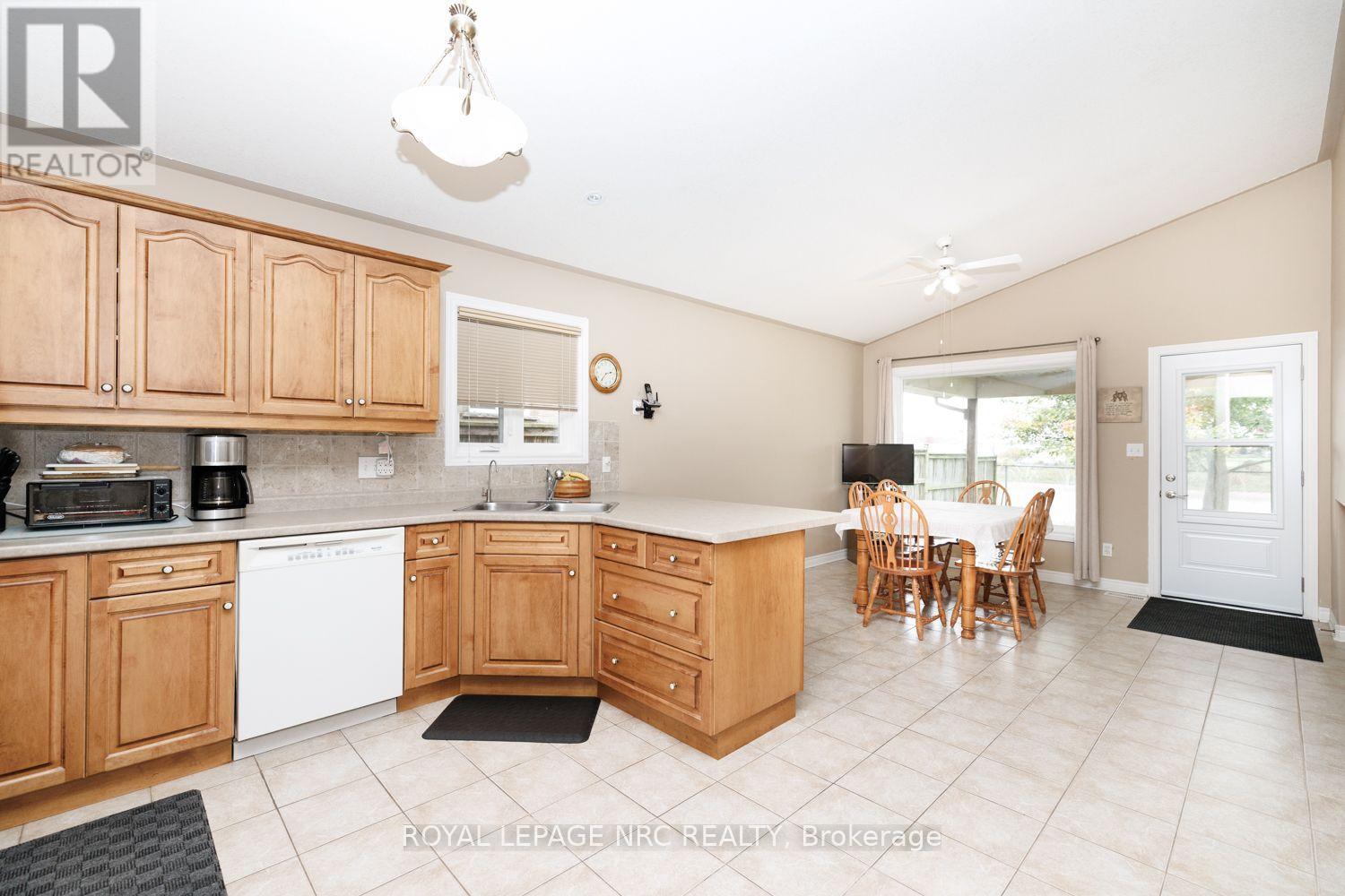 7109 Parkside Road, Niagara Falls, Ontario  L2H 3L6 - Photo 7 - X14080568
