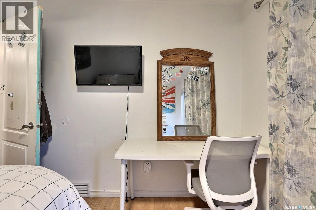 242 Par Place N, Regina, Saskatchewan  S4Y 1H3 - Photo 24 - SK051058