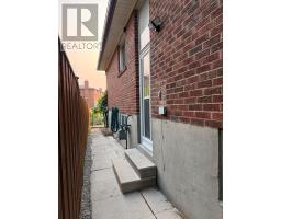 BASEMENT - 82 SHARPECROFT BOULEVARD, Toronto, Ontario