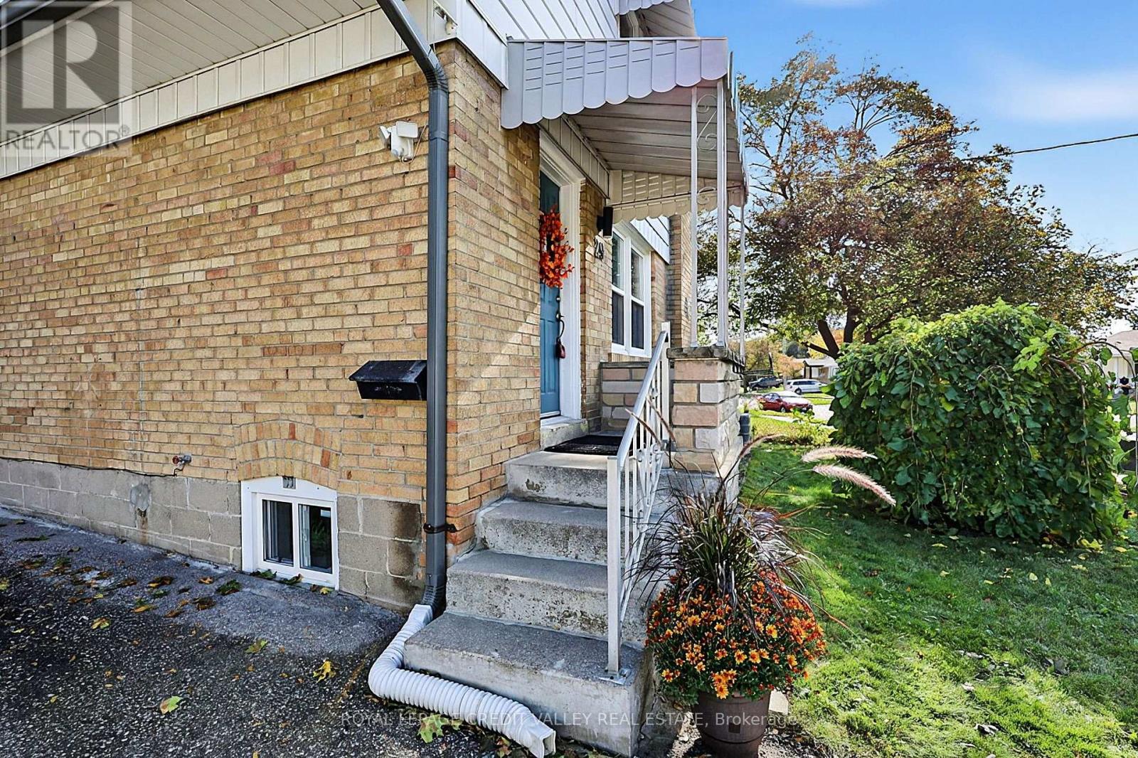 29 Crestview Avenue, Brampton, Ontario  L6W 2R8 - Photo 6 - W14080334