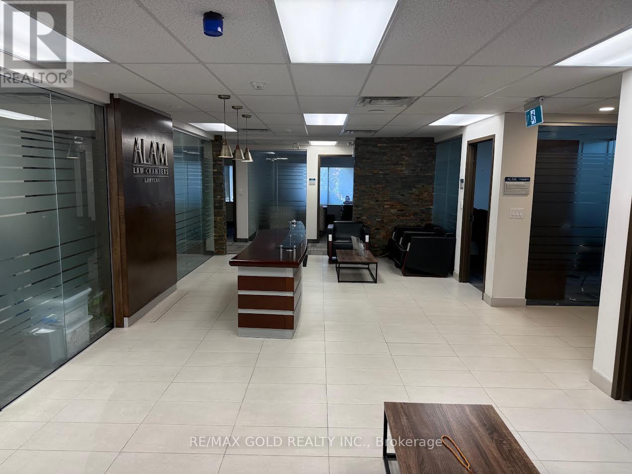 #101,102,104 - 5100 Dixie Road, Mississauga, Ontario  L4W 1C9 - Photo 9 - W14080398
