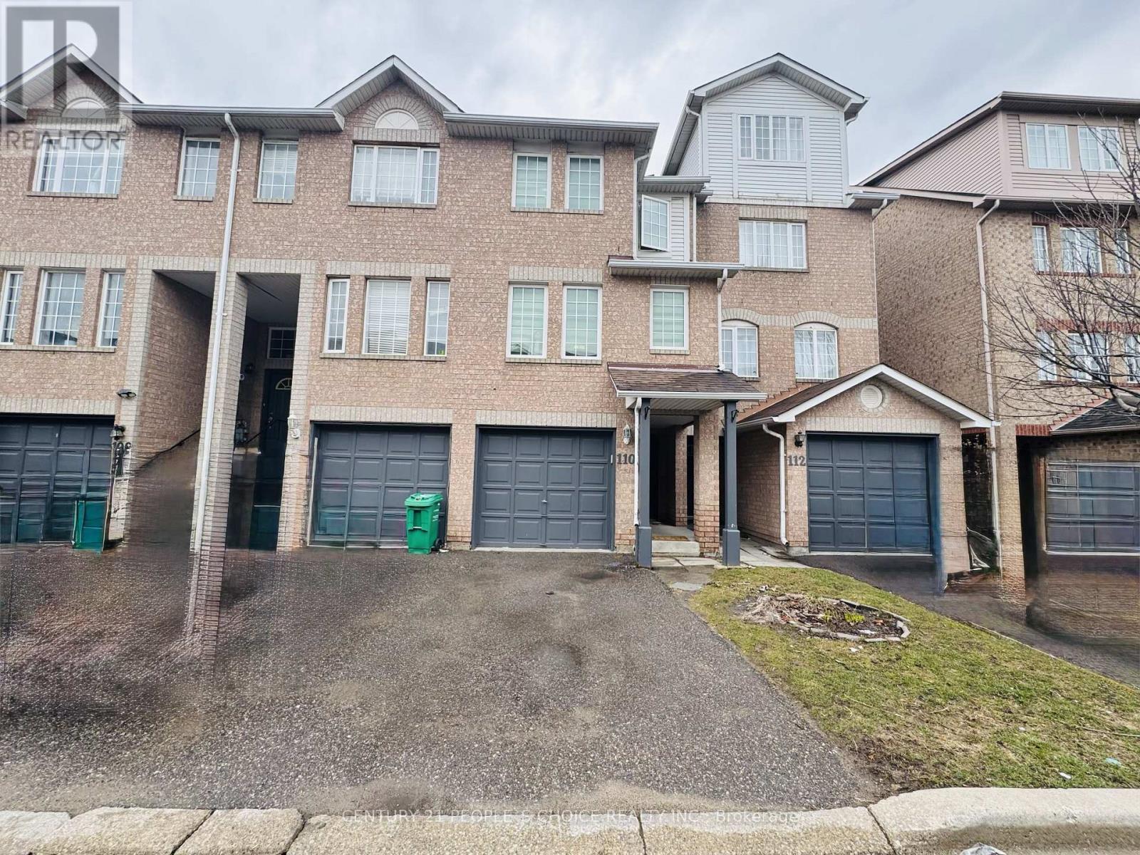 110 Spadina Road, Brampton, Ontario  L6X 4X6 - Photo 2 - W14080494