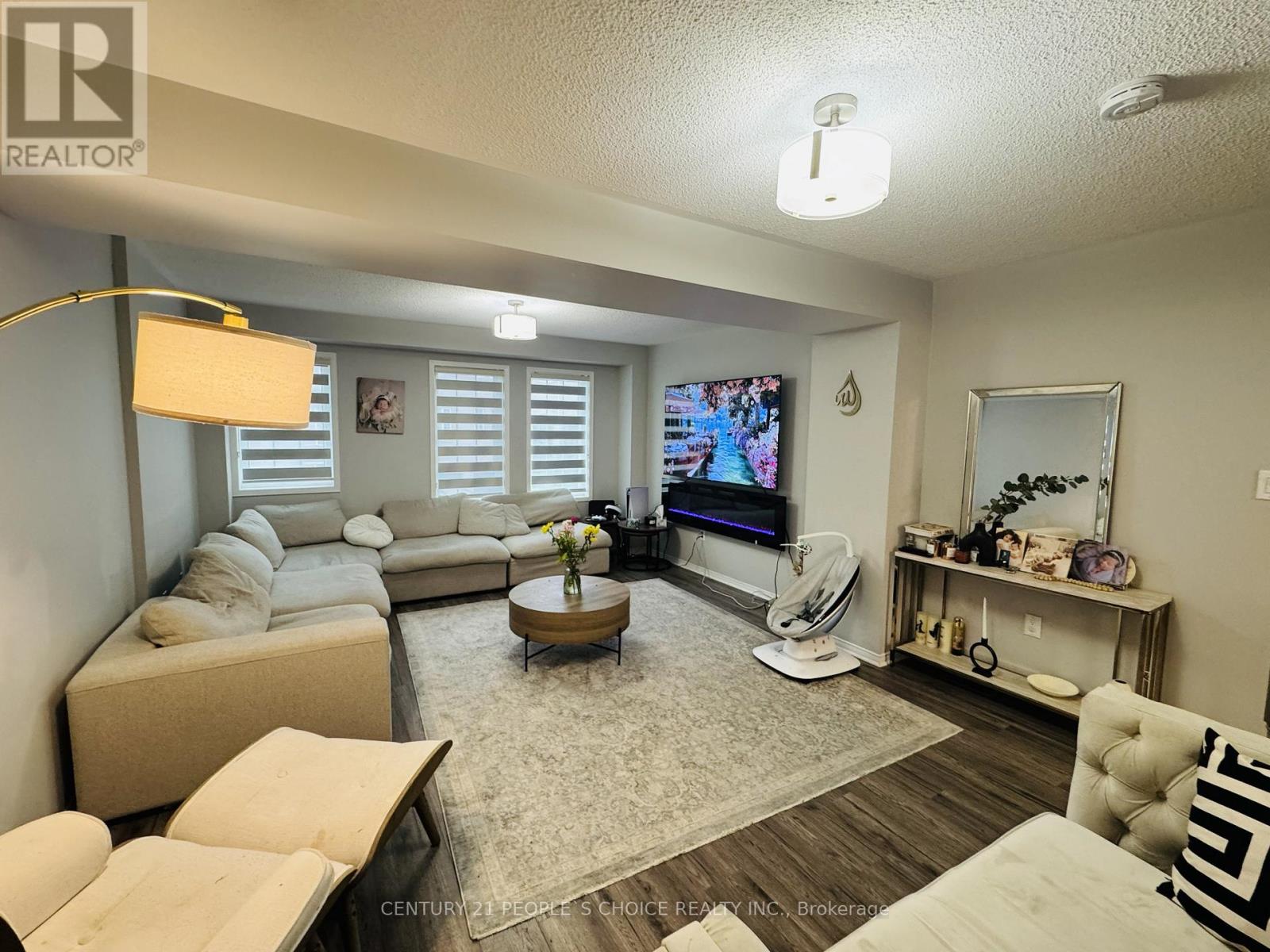 110 Spadina Road, Brampton, Ontario  L6X 4X6 - Photo 5 - W14080494