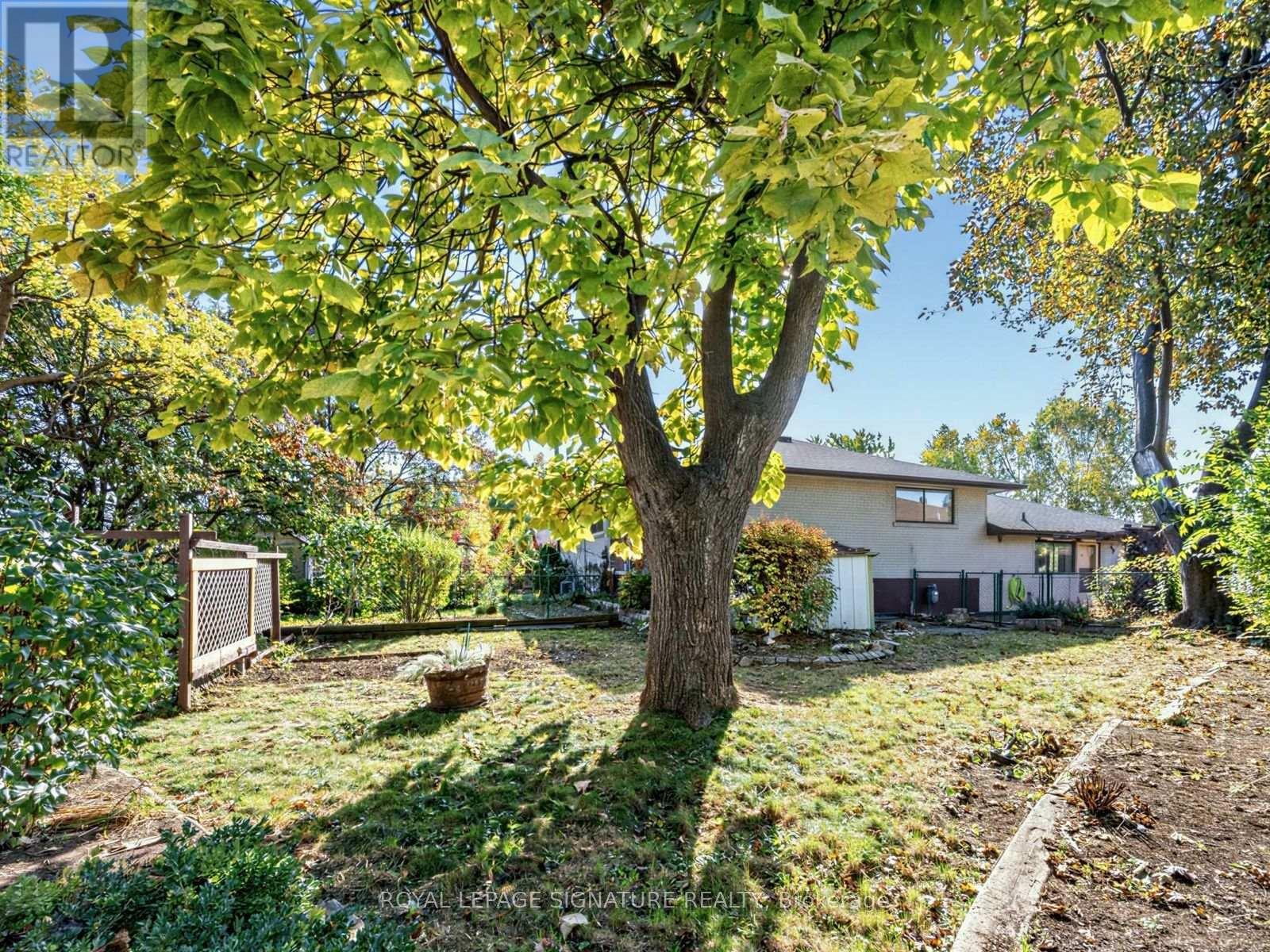 11 Albion Crescent, Brampton, Ontario  L6T 1L3 - Photo 25 - W14080564