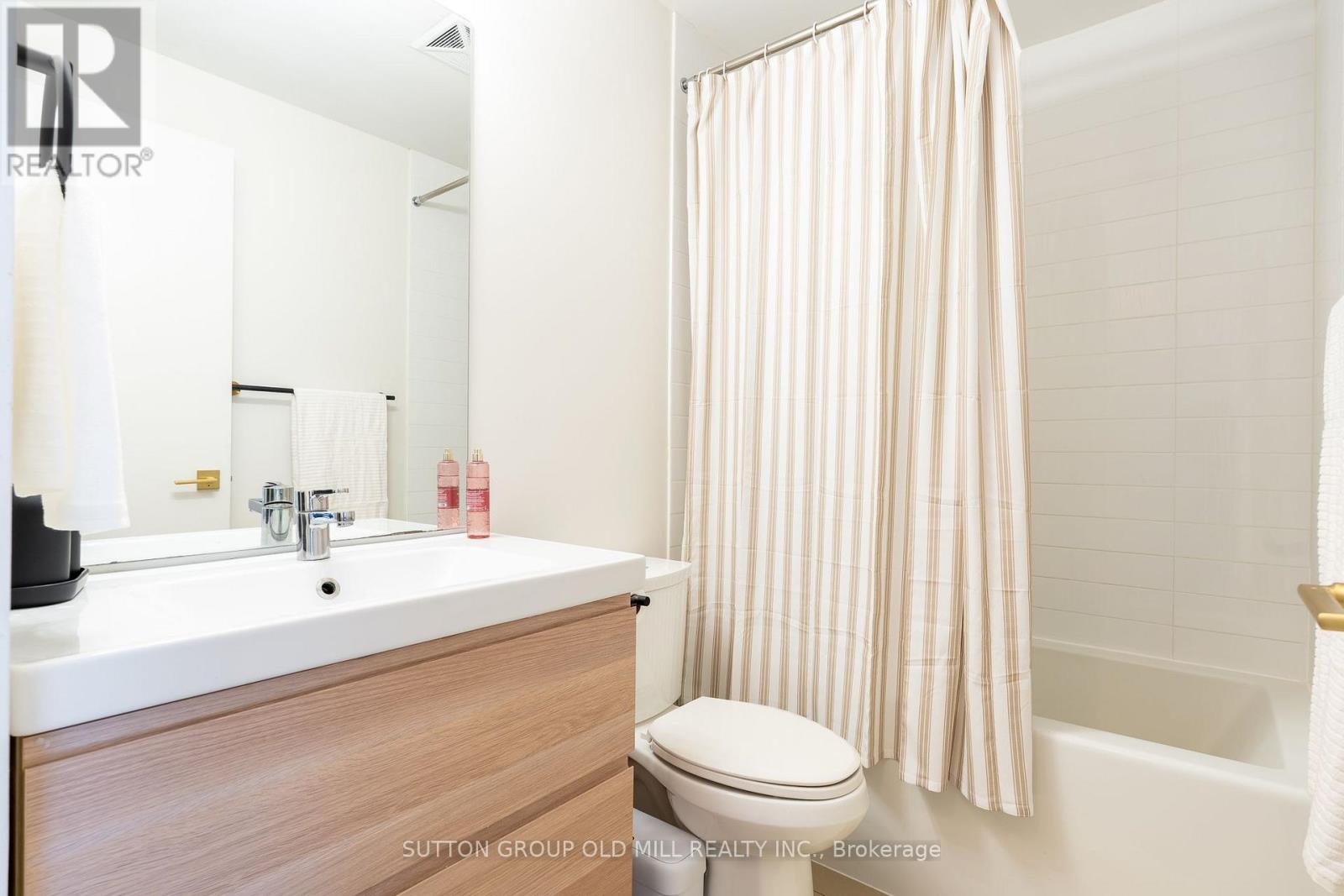 812 - 105 The Queensway, Toronto, Ontario  M6S 5B5 - Photo 25 - W14080584