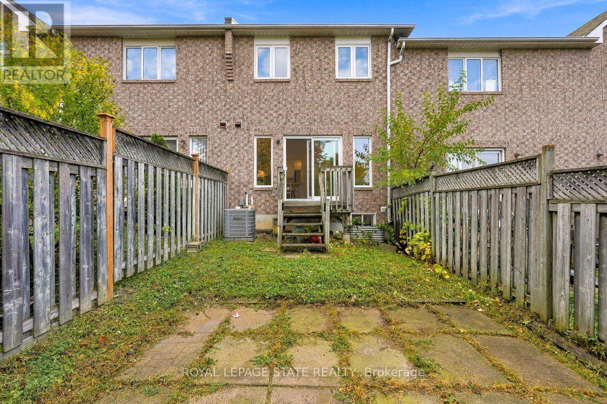 44 Viewcrest Circle, Toronto, Ontario  M9W 7G6 - Photo 25 - W14080592