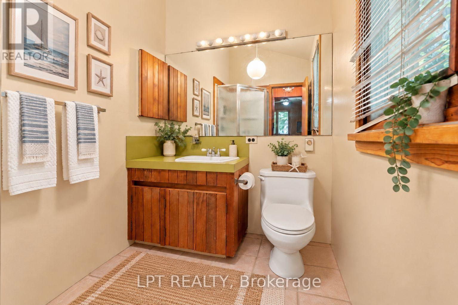 678 Lake Drive E, Georgina, Ontario  L0E 1S0 - Photo 37 - N14030396