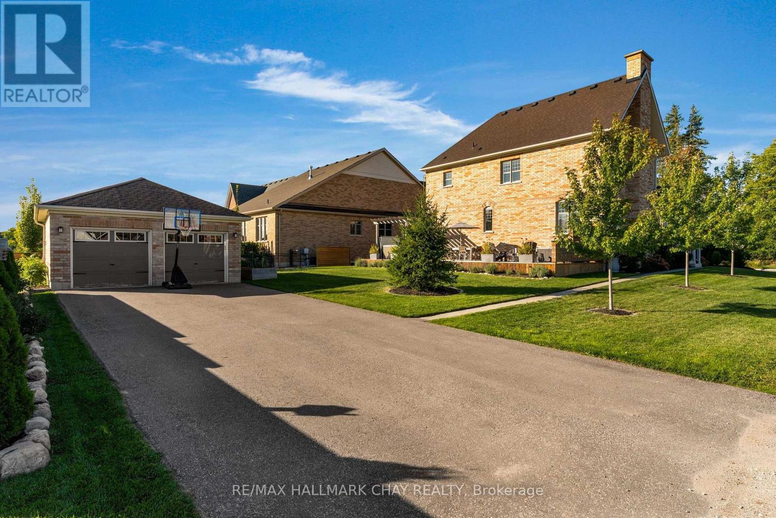 37 Nelson Street, Clearview, Ontario  L0M 1G0 - Photo 45 - S13823642